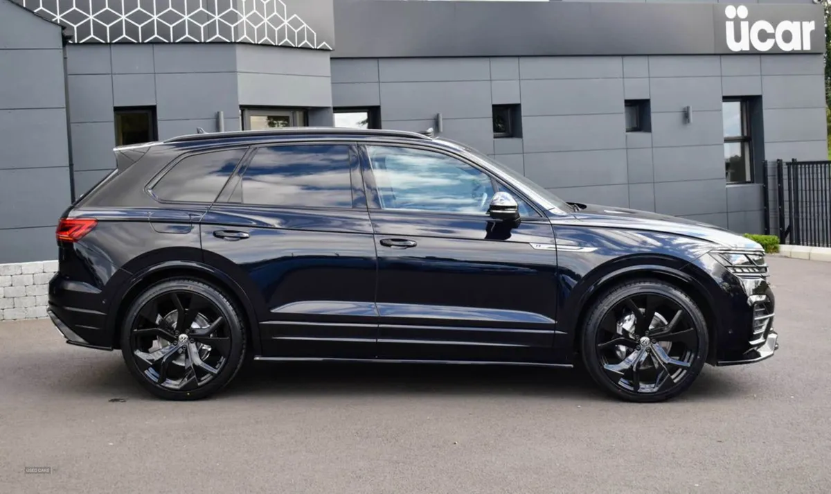 Volkswagen Touareg 3.0 Touareg V6 Black Edition T - Image 4