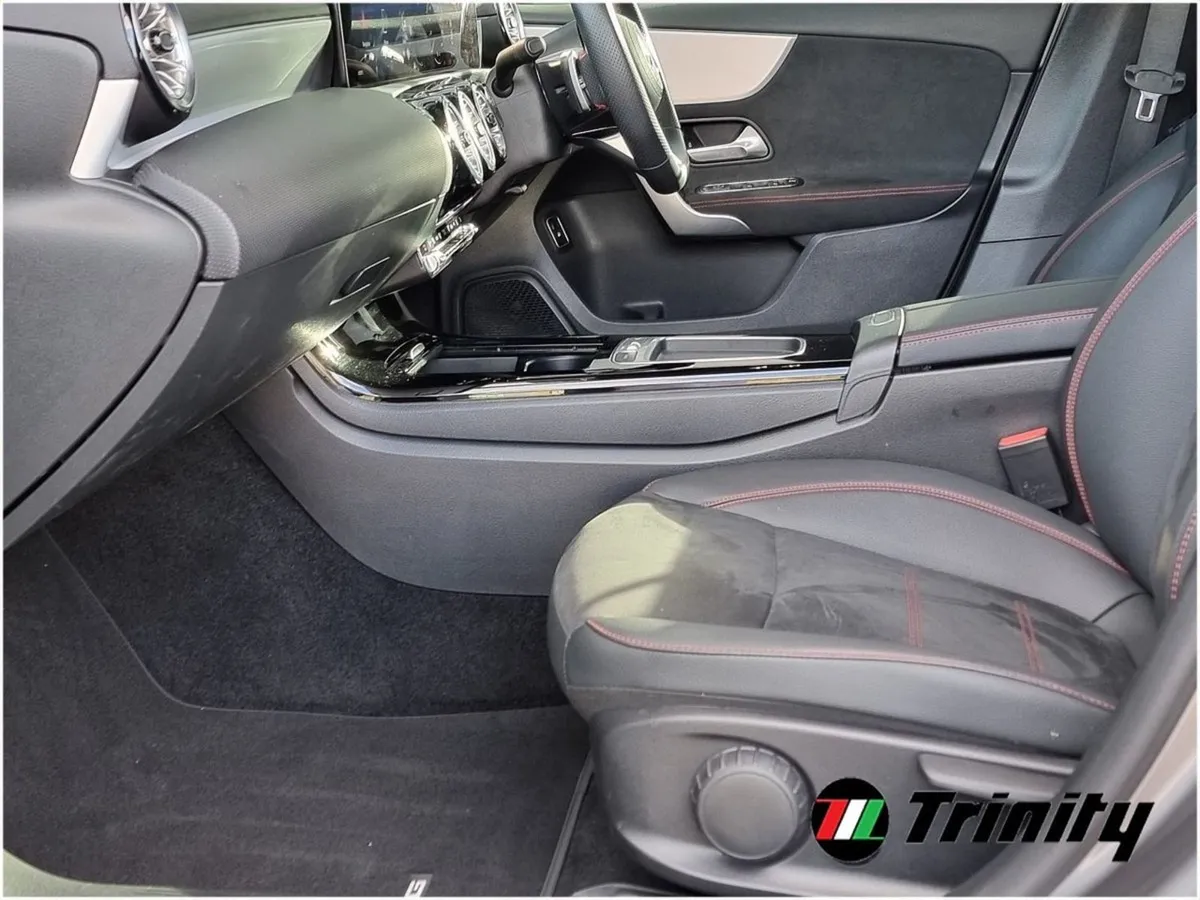 Mercedes-Benz A-Class 250 AMG AMG Line Executive - Image 4