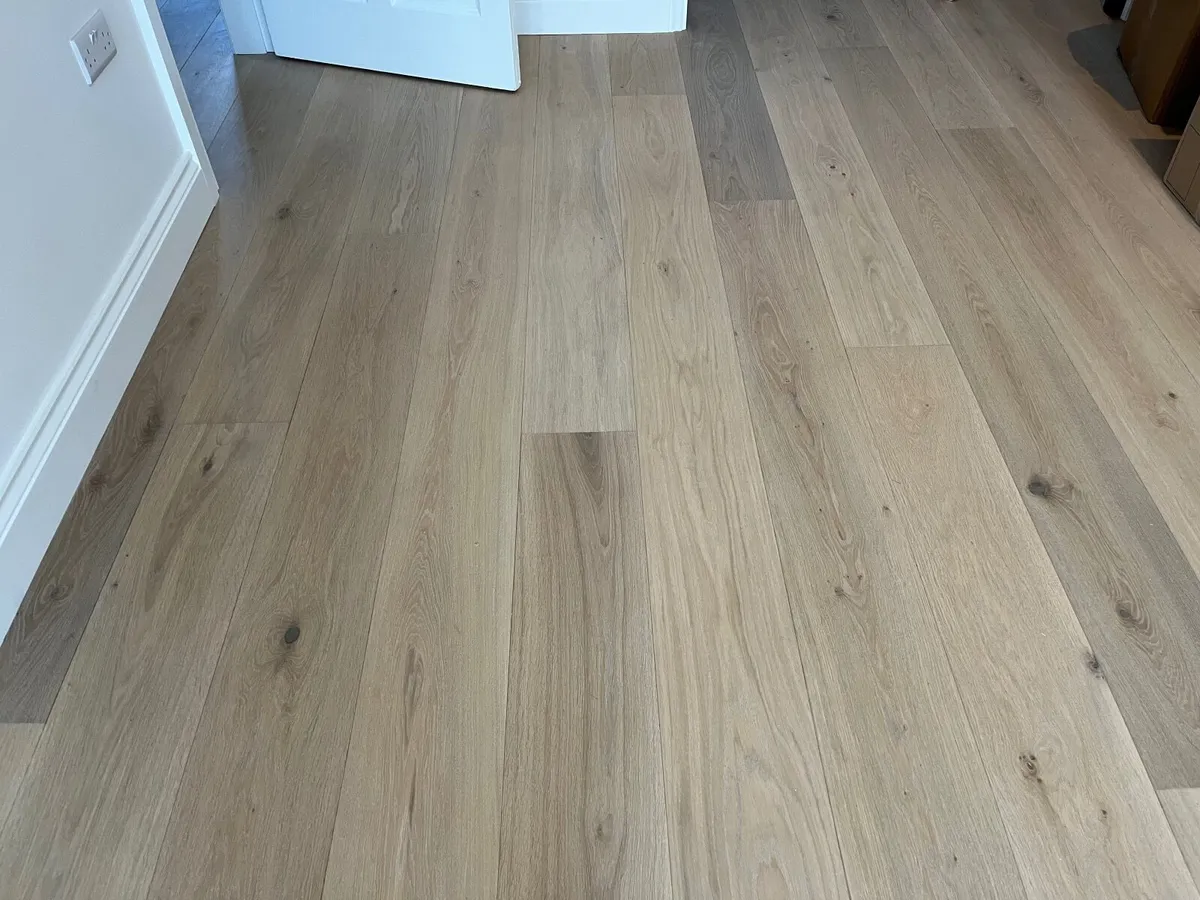 Wide Plank Flooring 9sqm  (pale oak) - Image 4