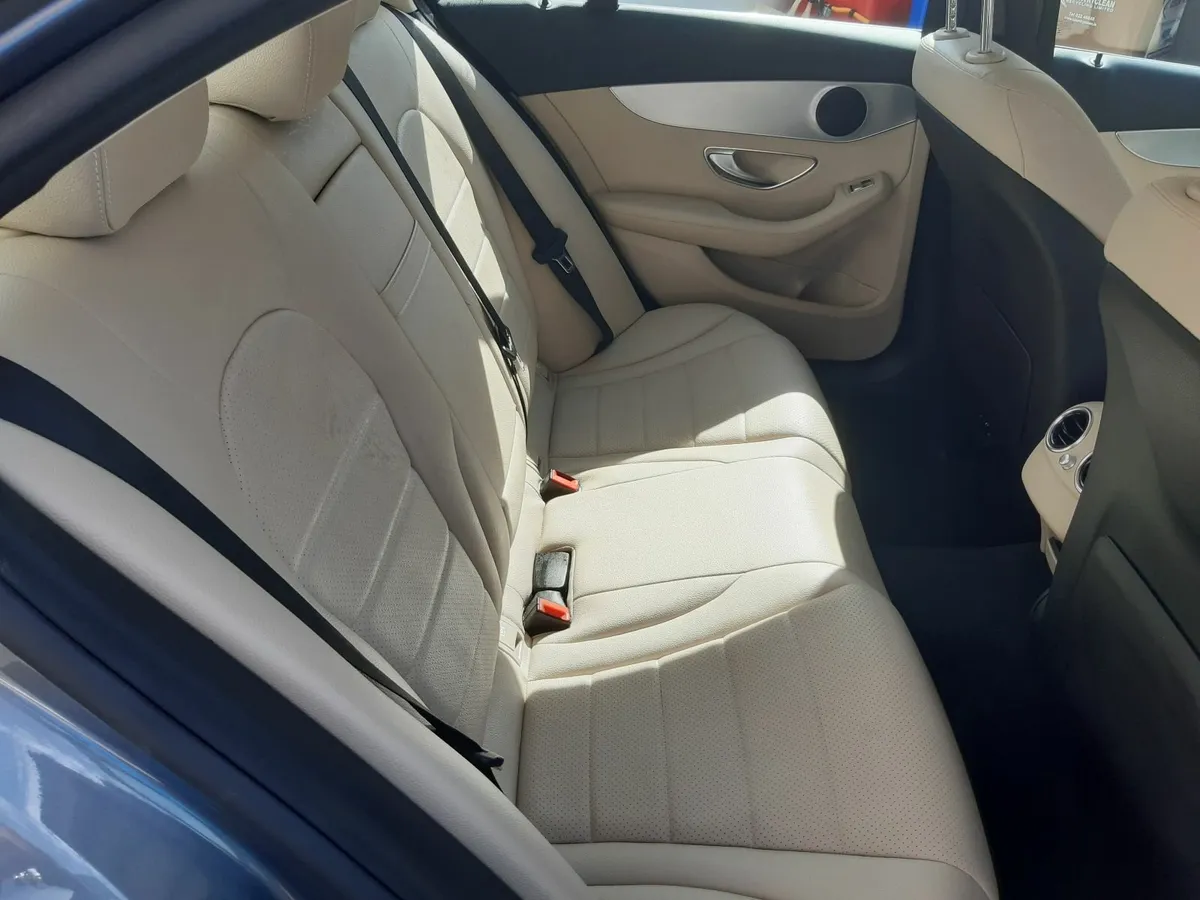 Mercedes-Benz C-Class 2017 - Image 3