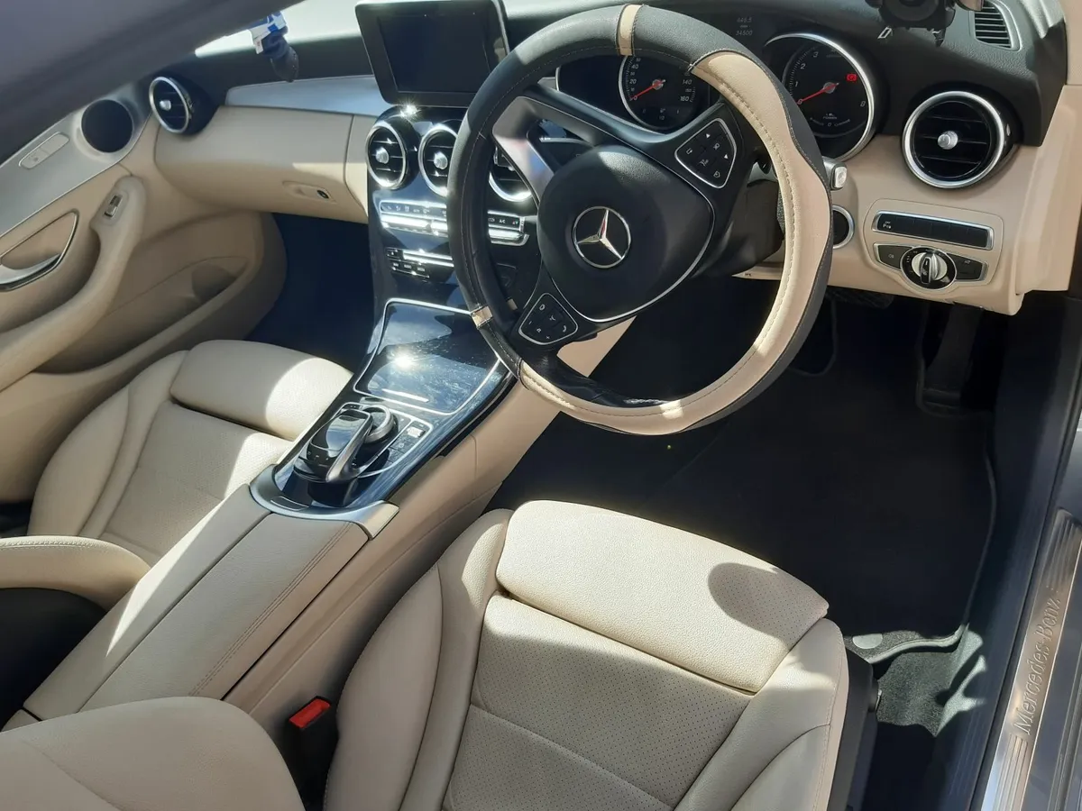 Mercedes-Benz C-Class 2017 - Image 4