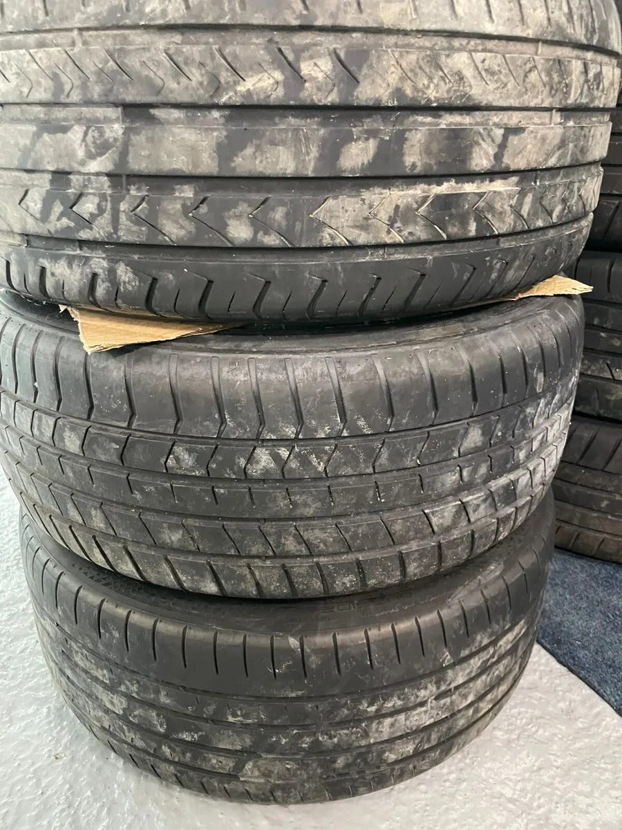 2003 Volkswagen Golf Alloy Wheel Set 225/40R18 - Image 3