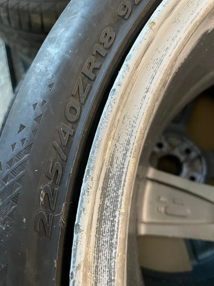 2003 Volkswagen Golf Alloy Wheel Set 225/40R18 - Image 4