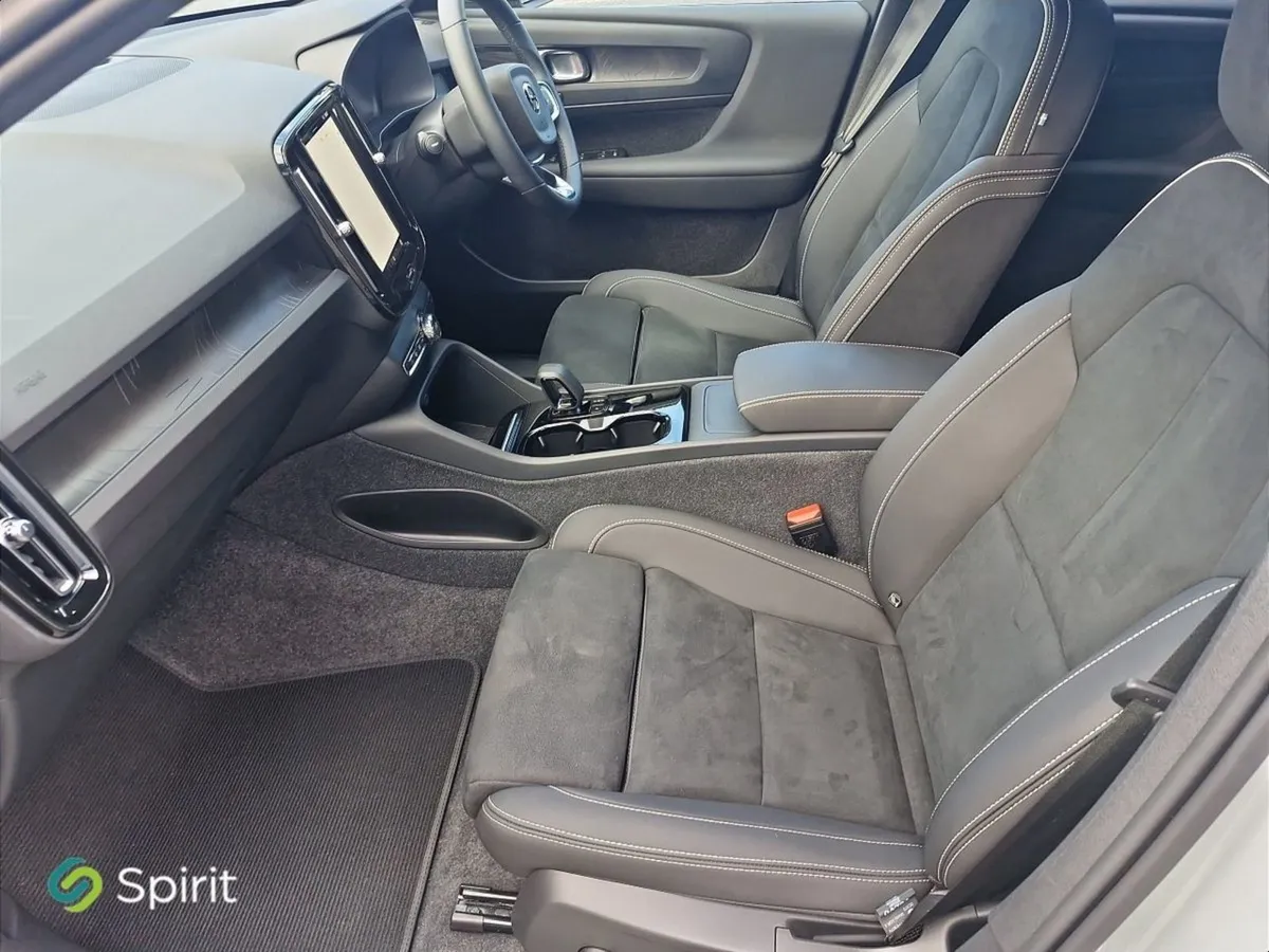 Volvo XC40 Fully Electric  238hp  Plus  F R Heate - Image 4