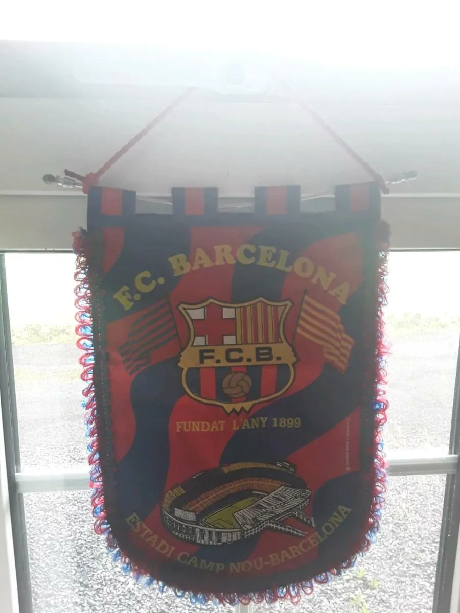 Barcelona football  pennant  30 years old - Image 2