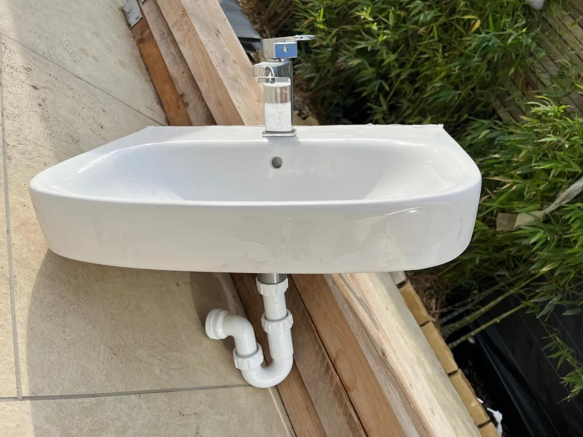 Bathroom Sink - Image 1