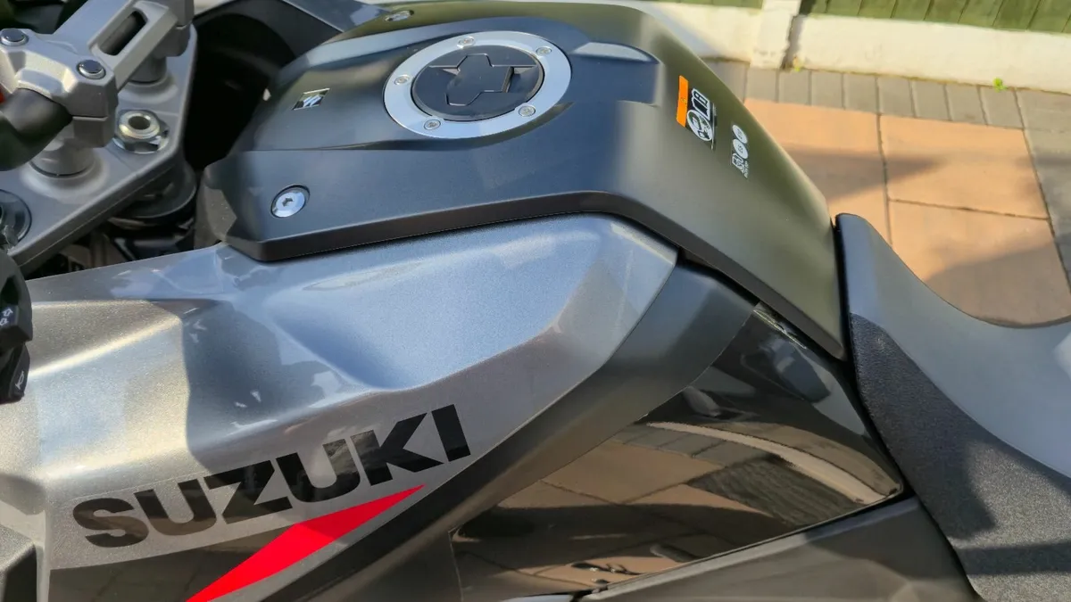 2025 Suzuki V-Strom 1050 – 3,600 km – As New - Image 2