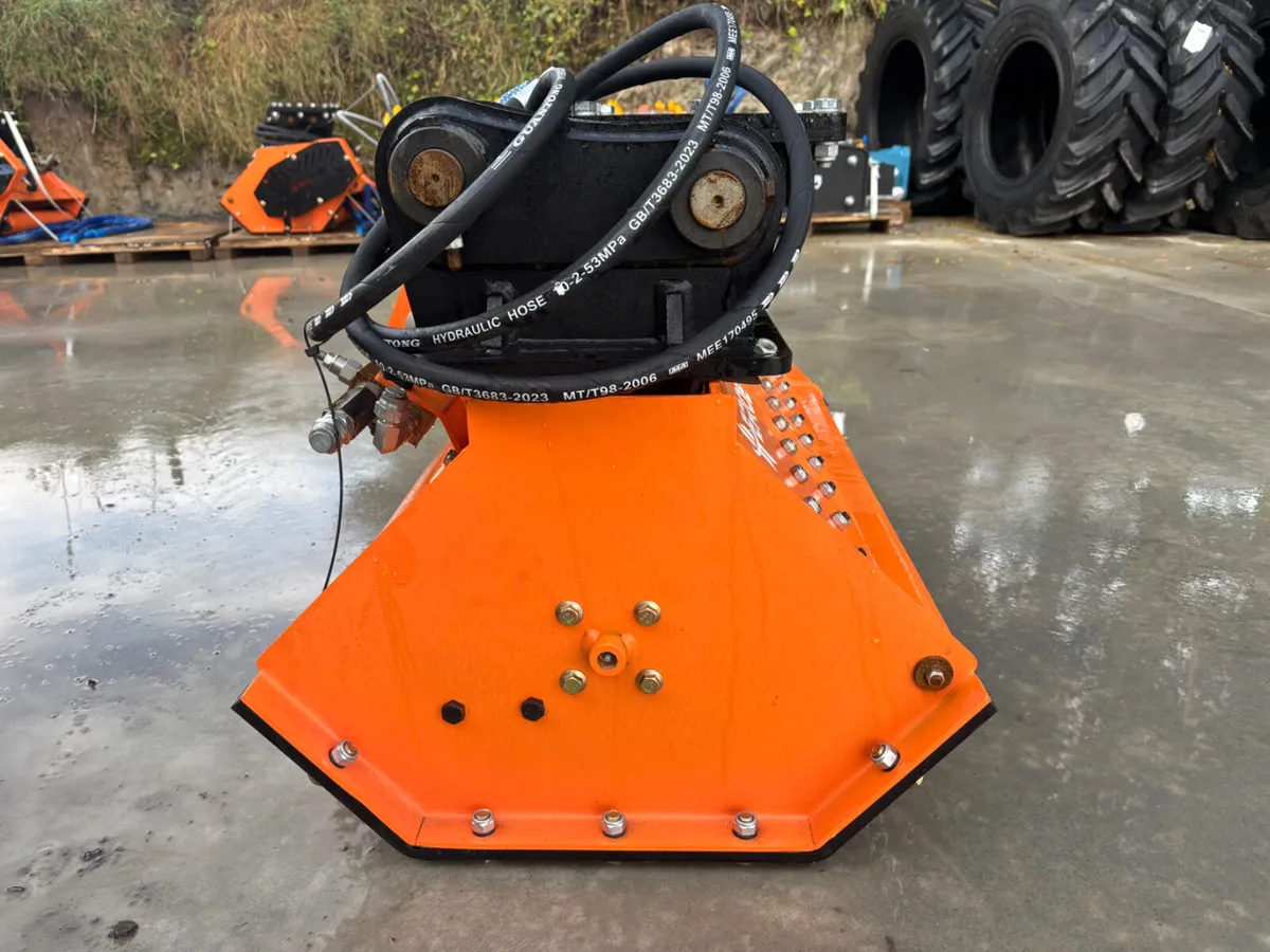 BRAND-NEW DIGGER MULCHER - Image 4
