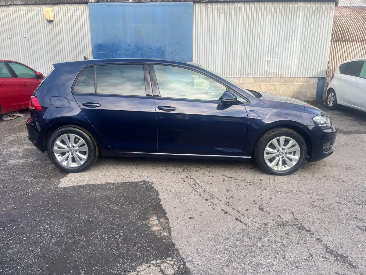 2016 VOLKSWAGEN GOLF, COMFORTLINE, 36,000 KLM - Image 2