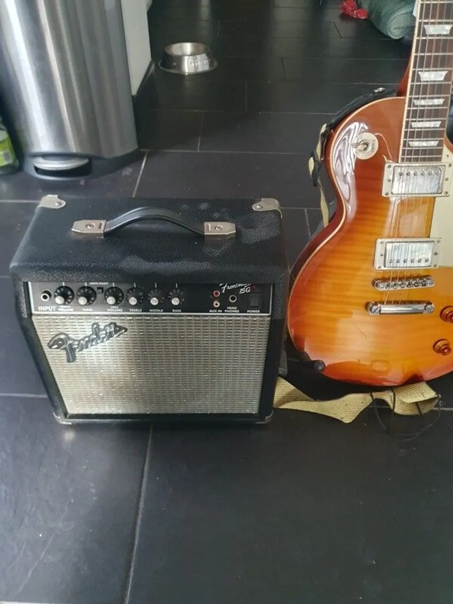 electric guitar - Image 1