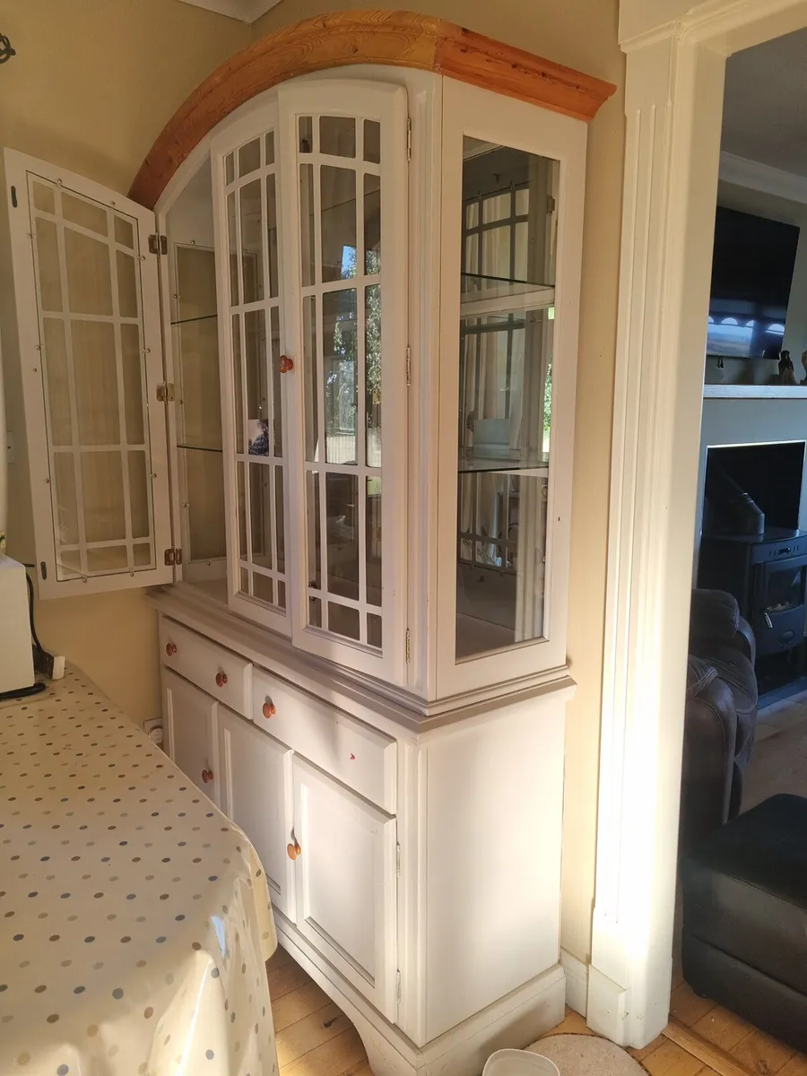 Display Cabinet - Image 3