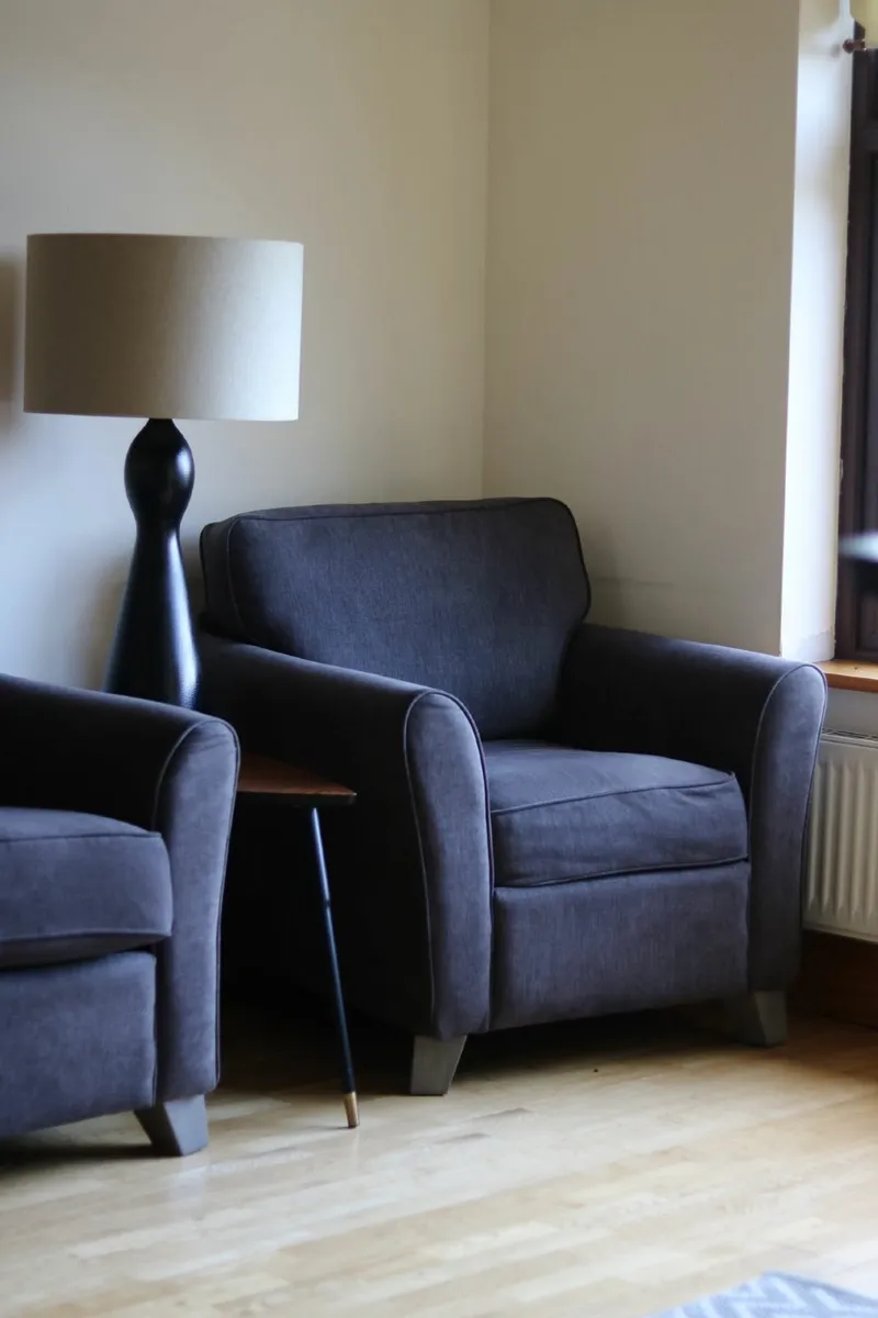 Corner Couch + Couch Chair - Image 1