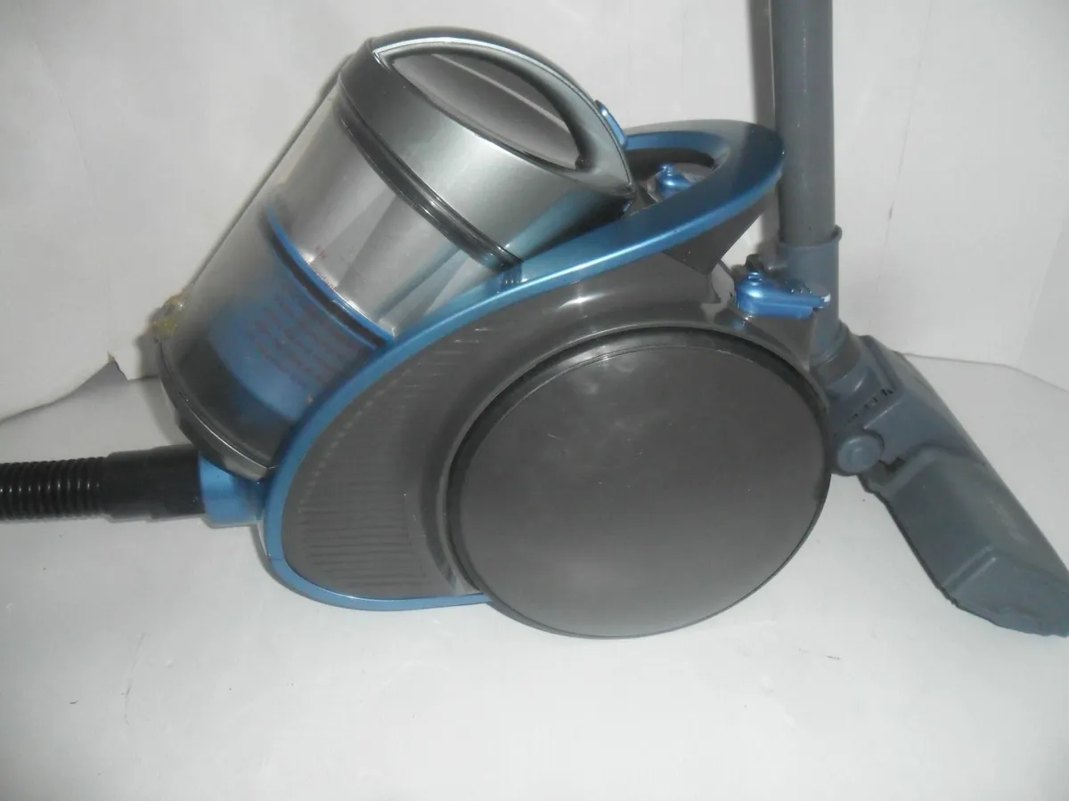 Tesco vacuum cleaner - Image 1