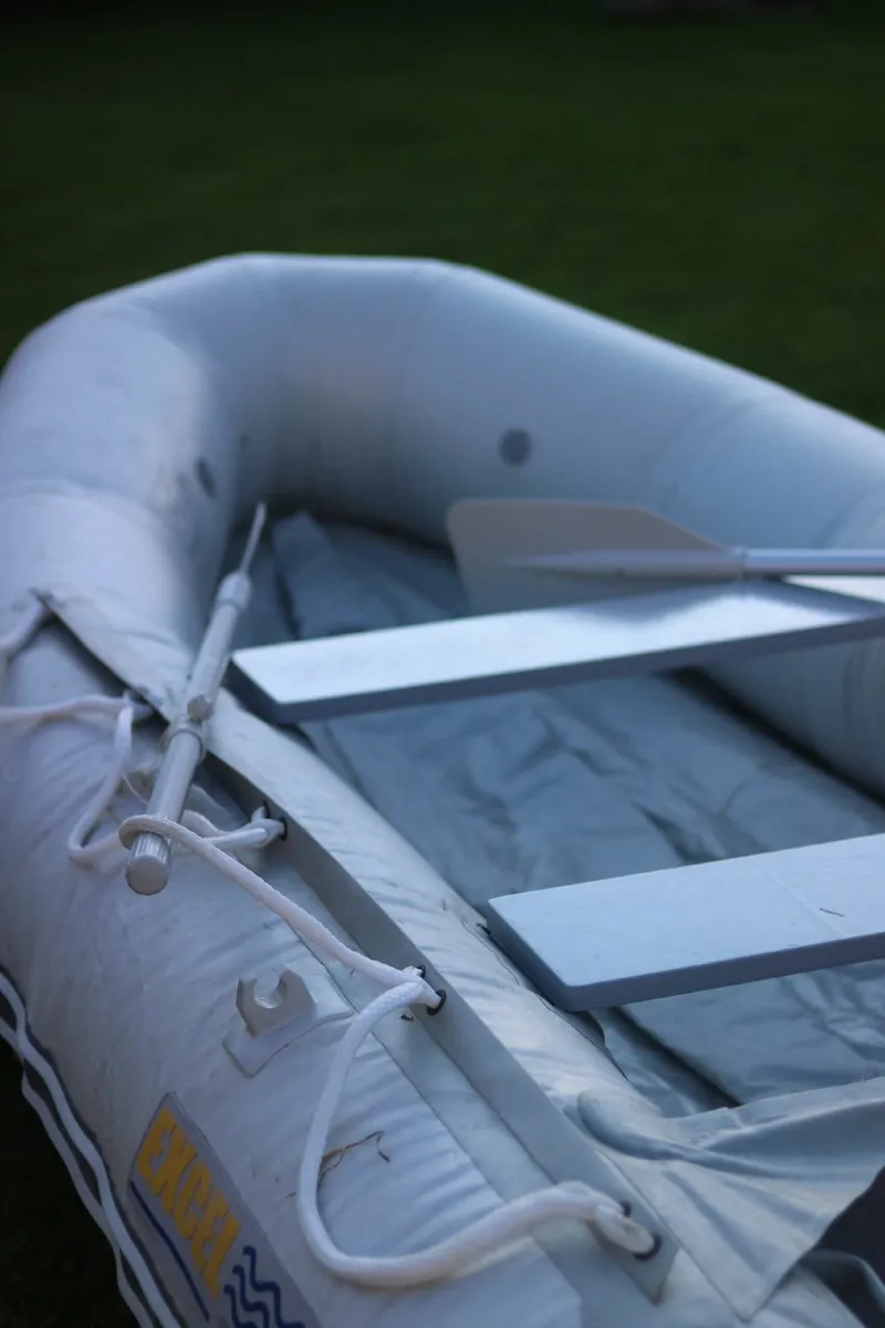 Inflatable boat - Image 2