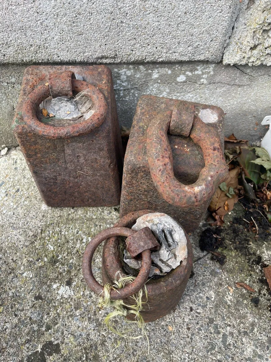 Old scales - Image 2