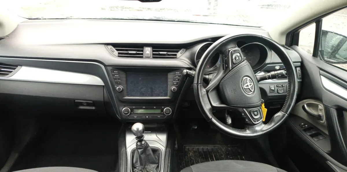 2017 TOYOTA AVENSIS ESTATE 2.0D FOR BREAKING! - Image 4