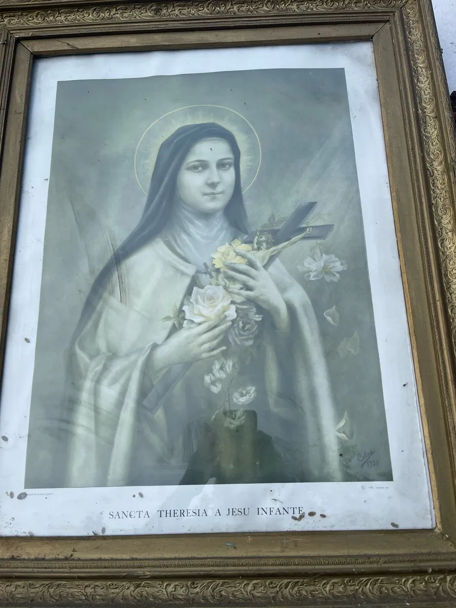 Antique pictures - Image 1