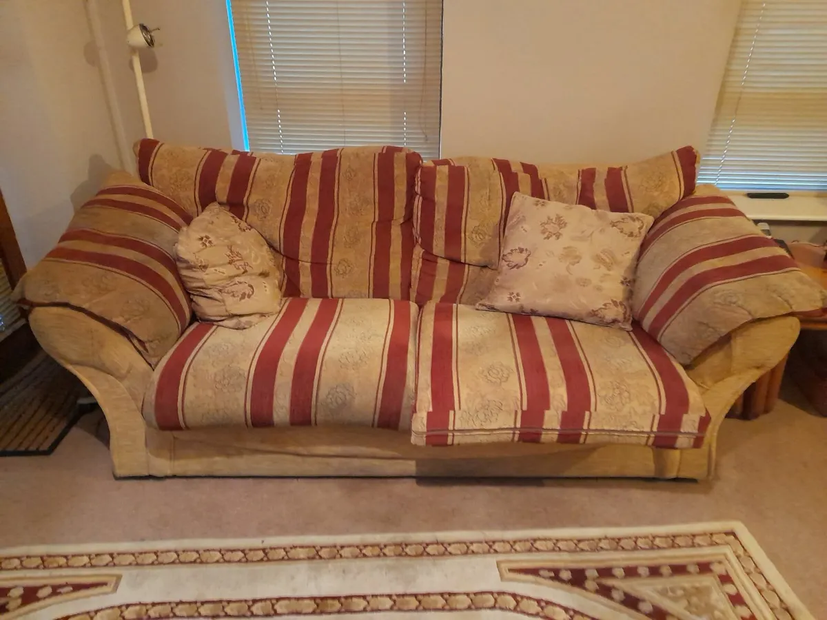 3 Piece Sofa Set - Image 2