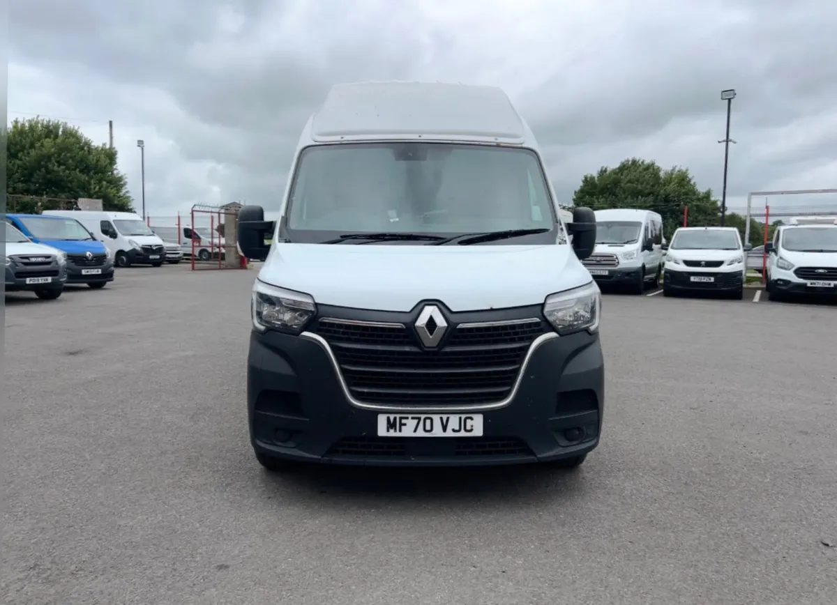 Renault Master 2020 - Image 2