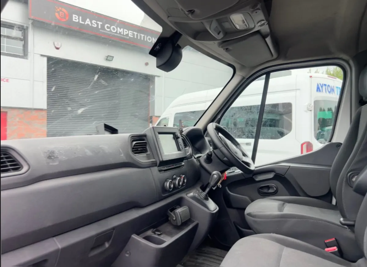 Renault Master 2020 - Image 4
