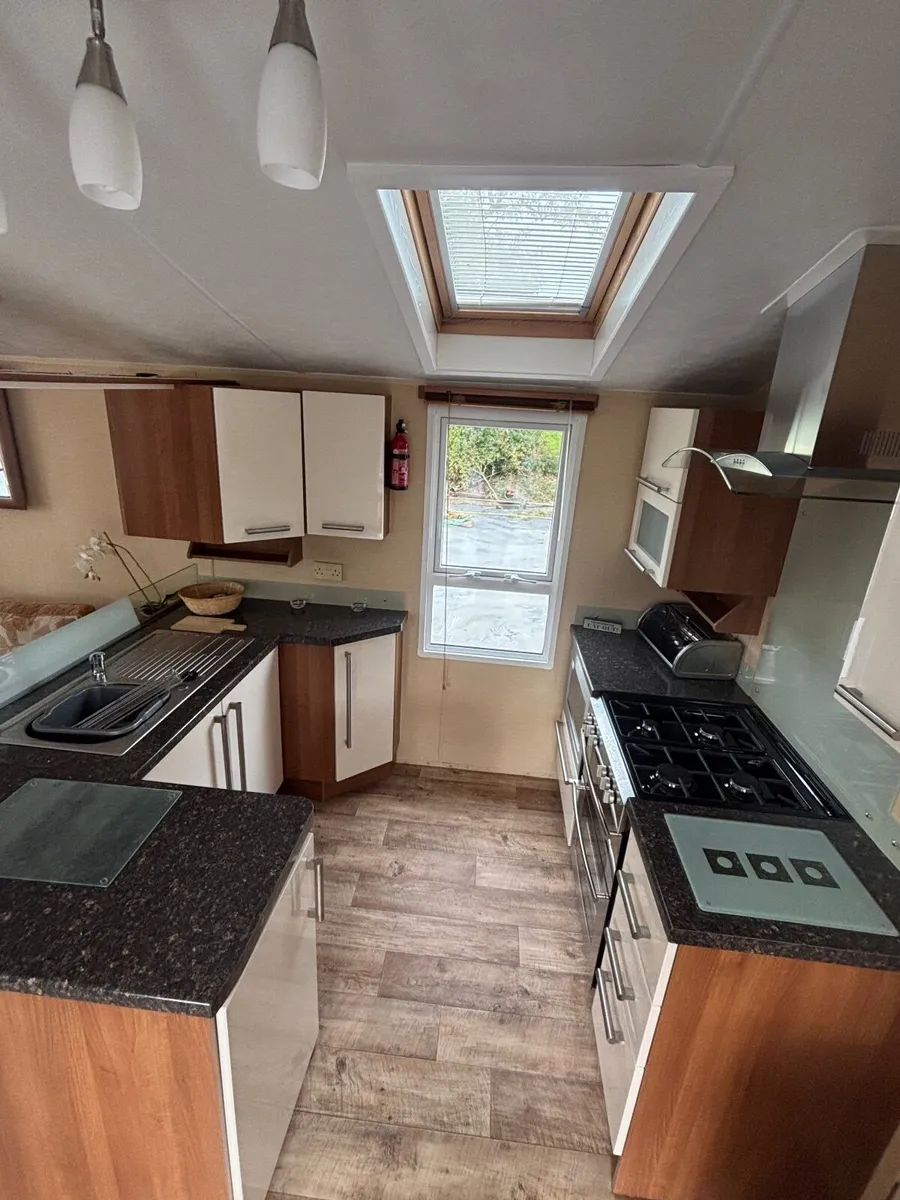 Mobile home - Image 2