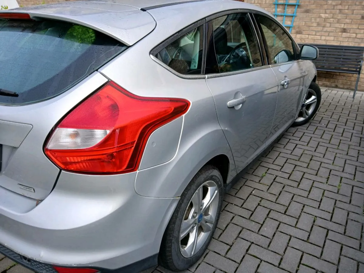 Ford focus - Image 2