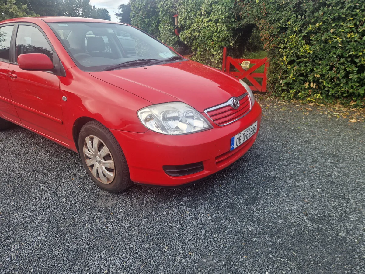 Toyota Corolla PETROL 2006 - Image 1