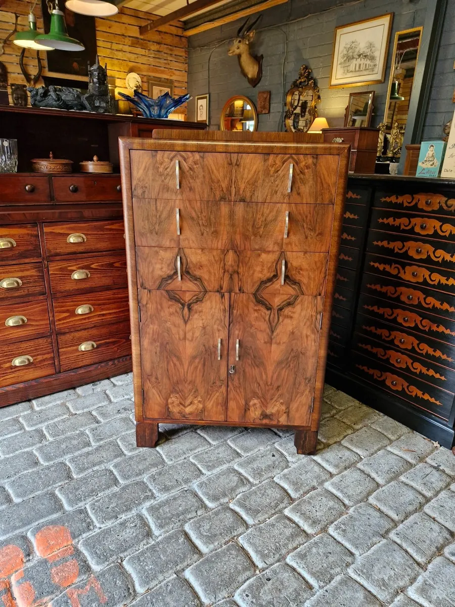 Chest-cabinet - Image 1