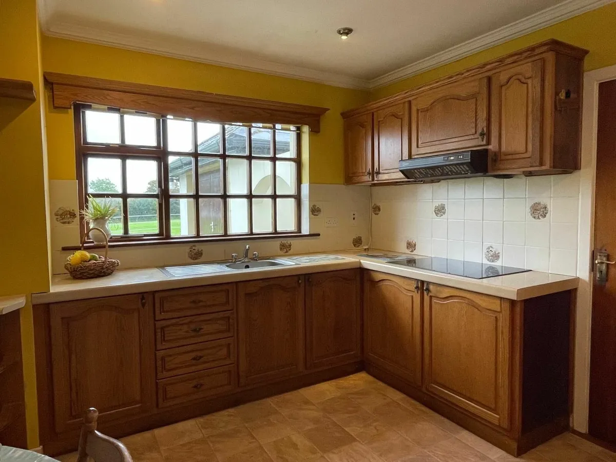Solid Oak Kitchen - Image 1