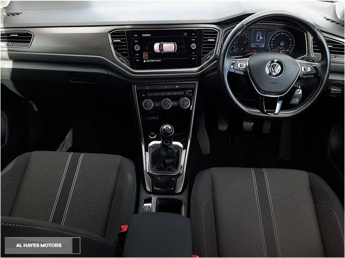 Volkswagen T-Roc 1.6 TDI 115bhp Design - Image 2