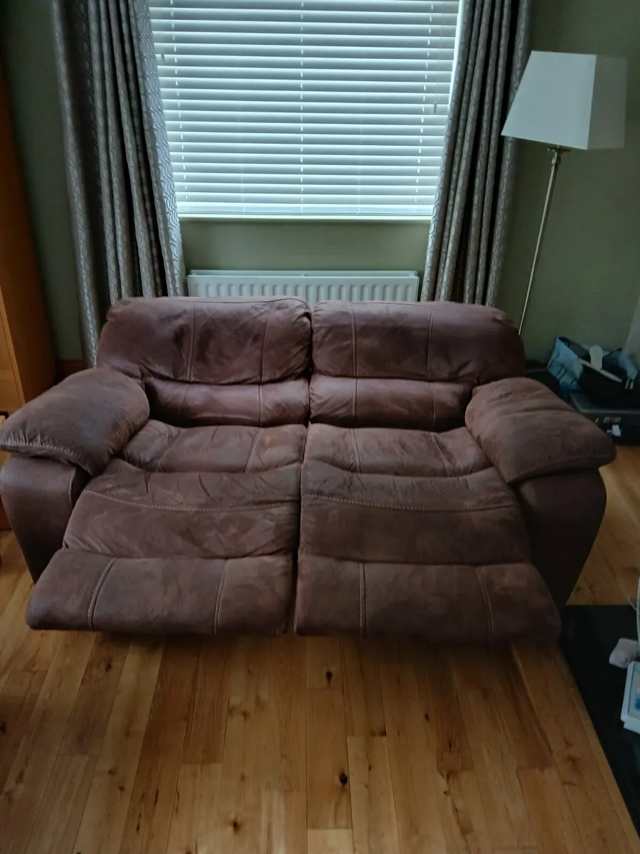 2x2 Seater Recliners - Image 2