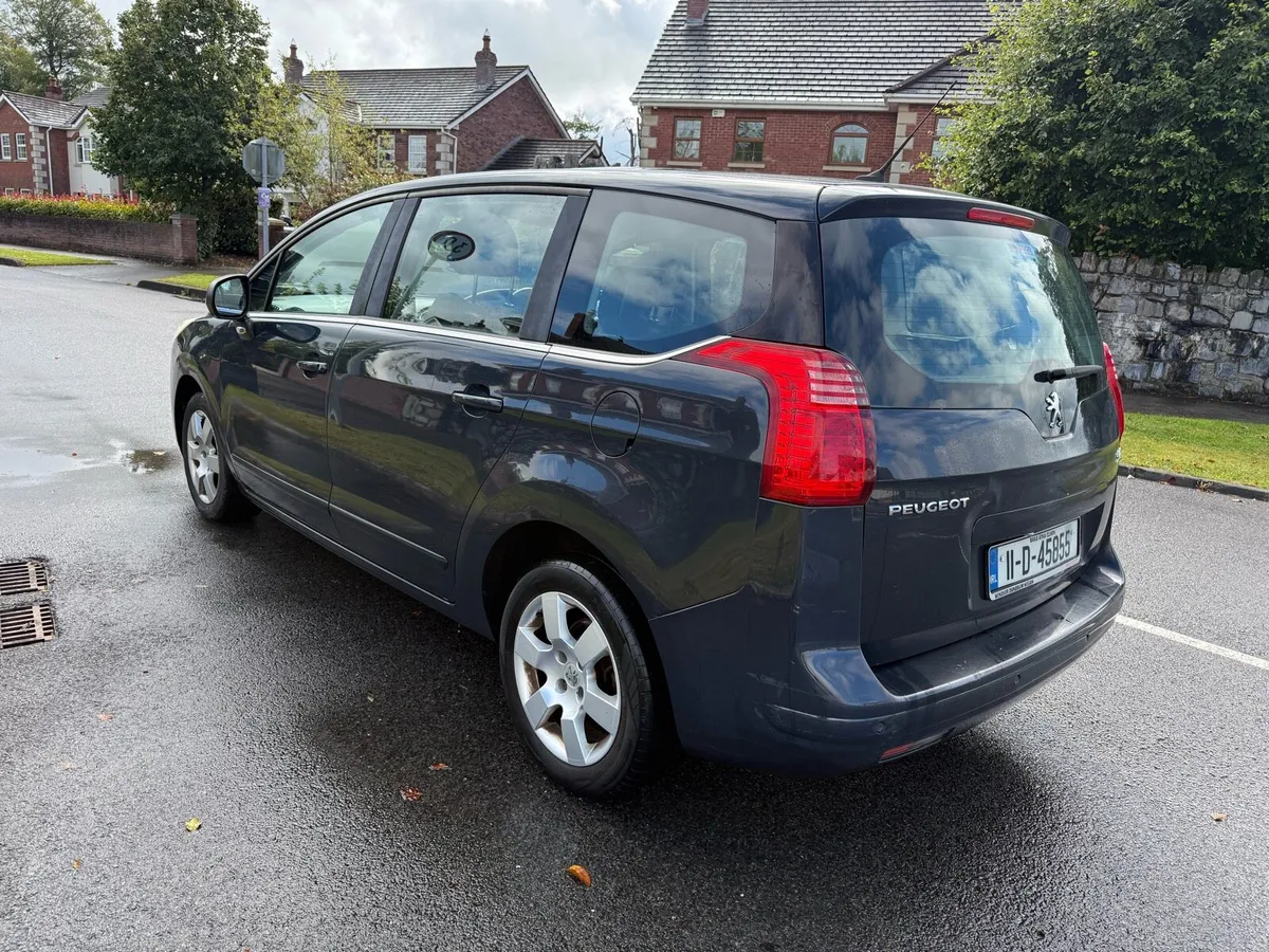 Peugeot 5008 1.6 hdi price €2300 - Image 4