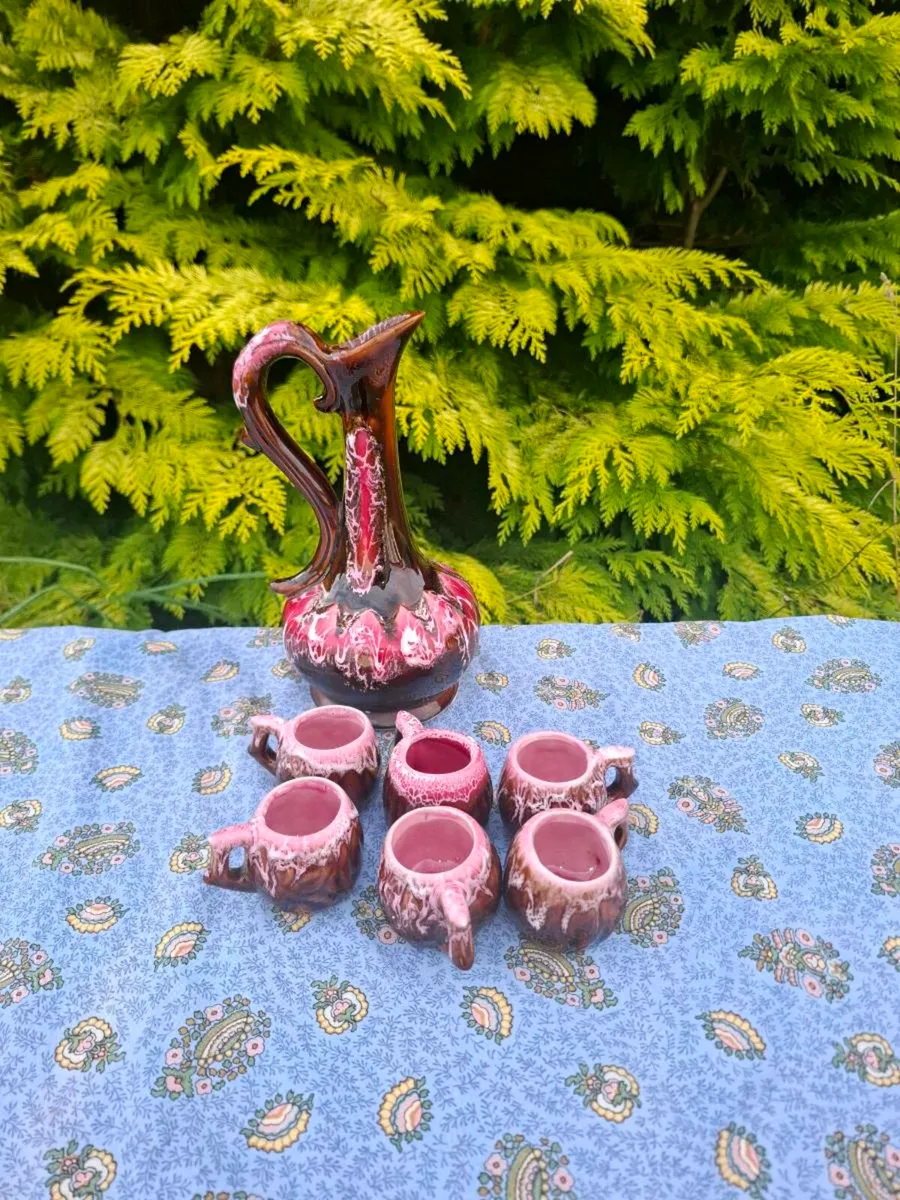 Bottle and cups set postage possible