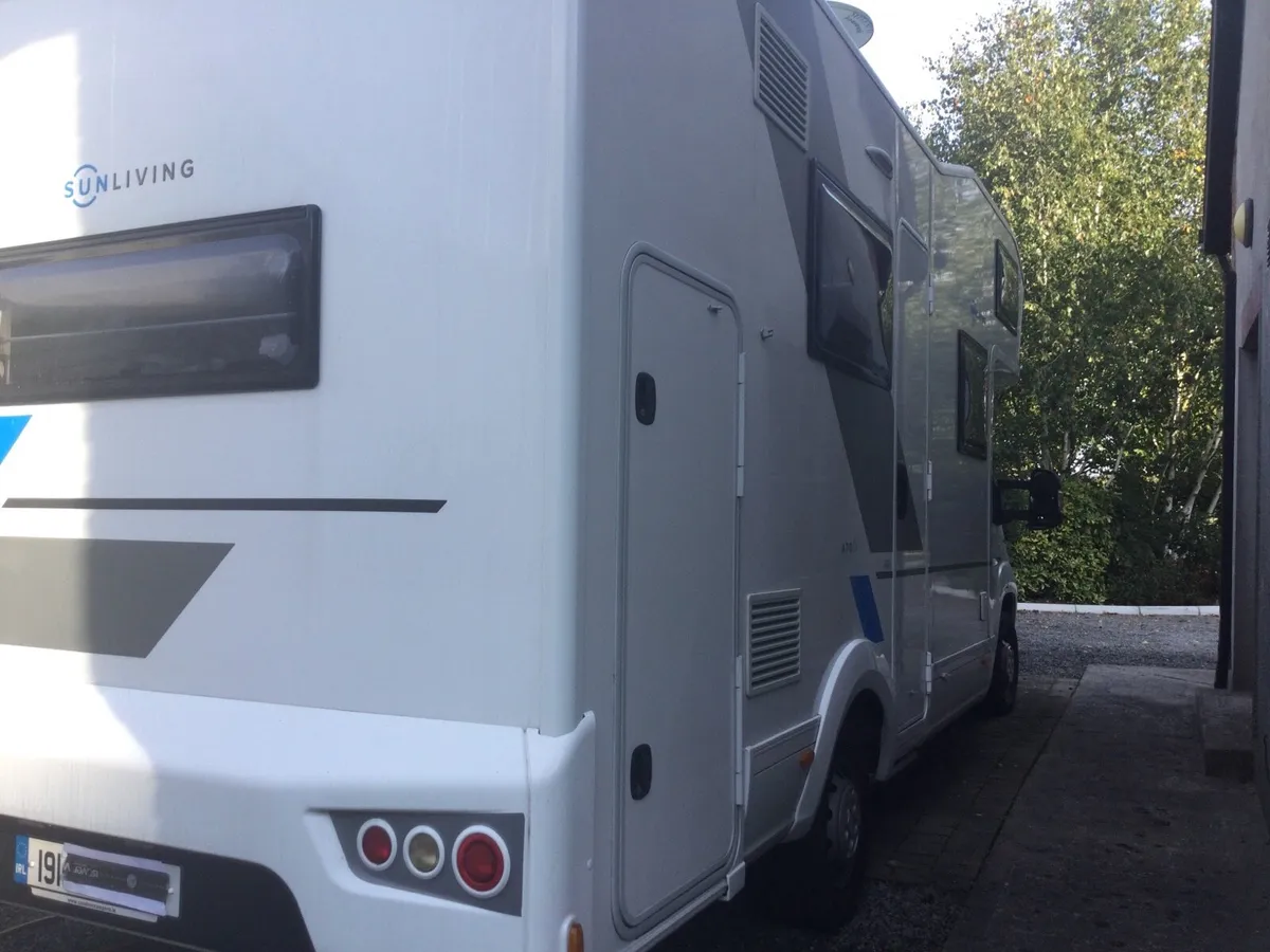 Motorhome - Image 3