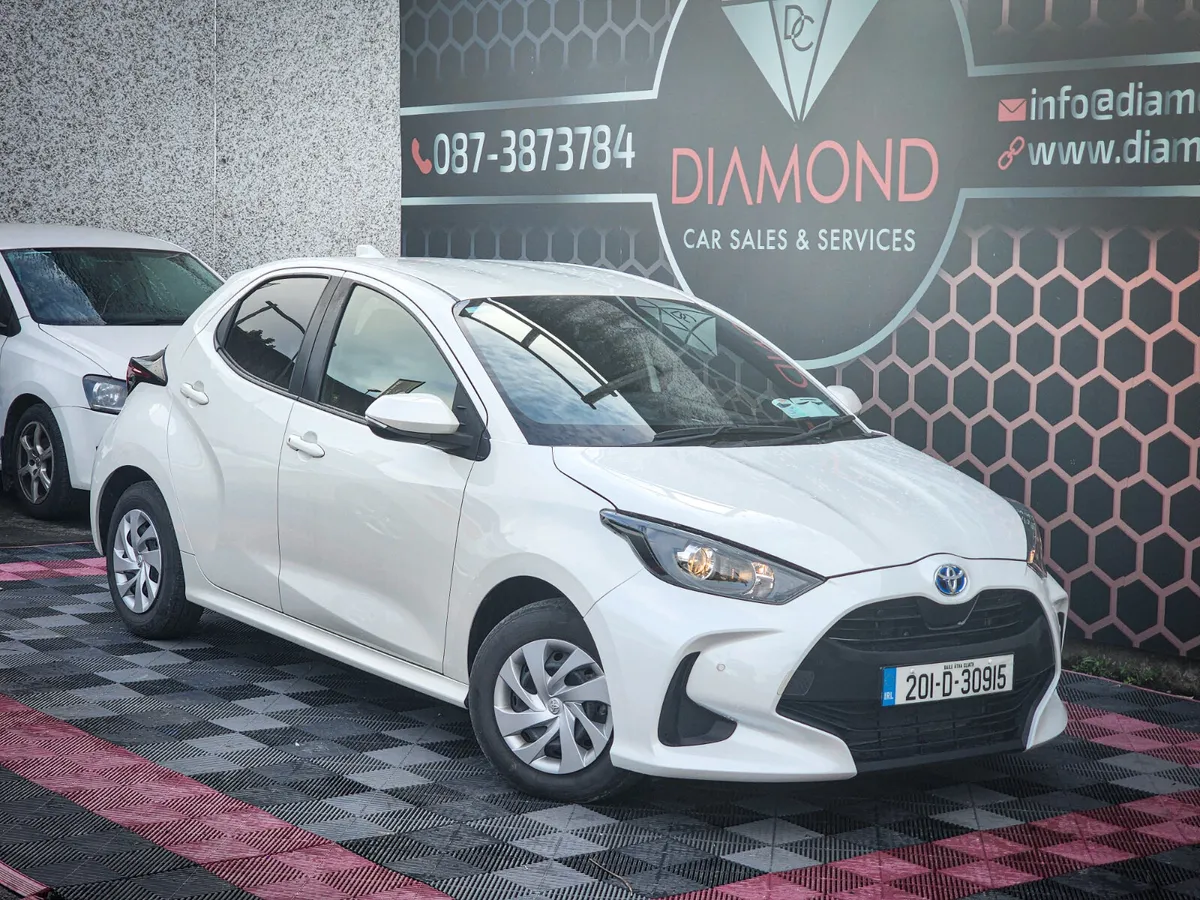 Toyota Yaris 2020 1.5l Hybrid, Low Mileage - Image 2