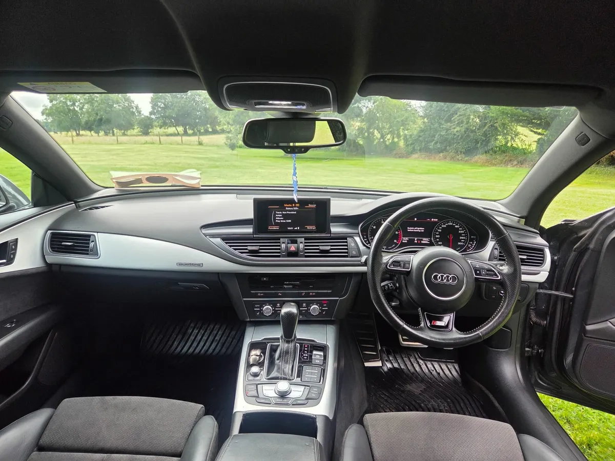 Audi A7 2016 S line 272 hp - Image 3