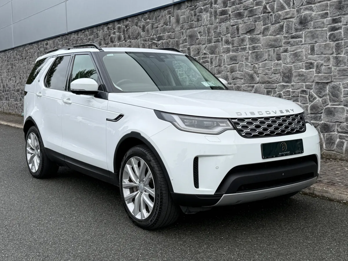 2021 Land Rover Discovery 5 D300 SE SD6 2 Seat Com - Image 4