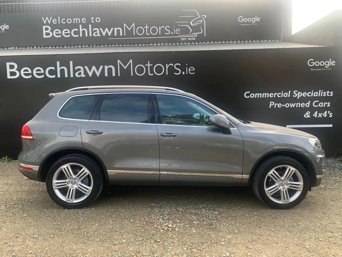 VOLKSWAGEN TOUAREQ 3.0 TDI AUTO 5 SEATER CREW CAB - Image 2