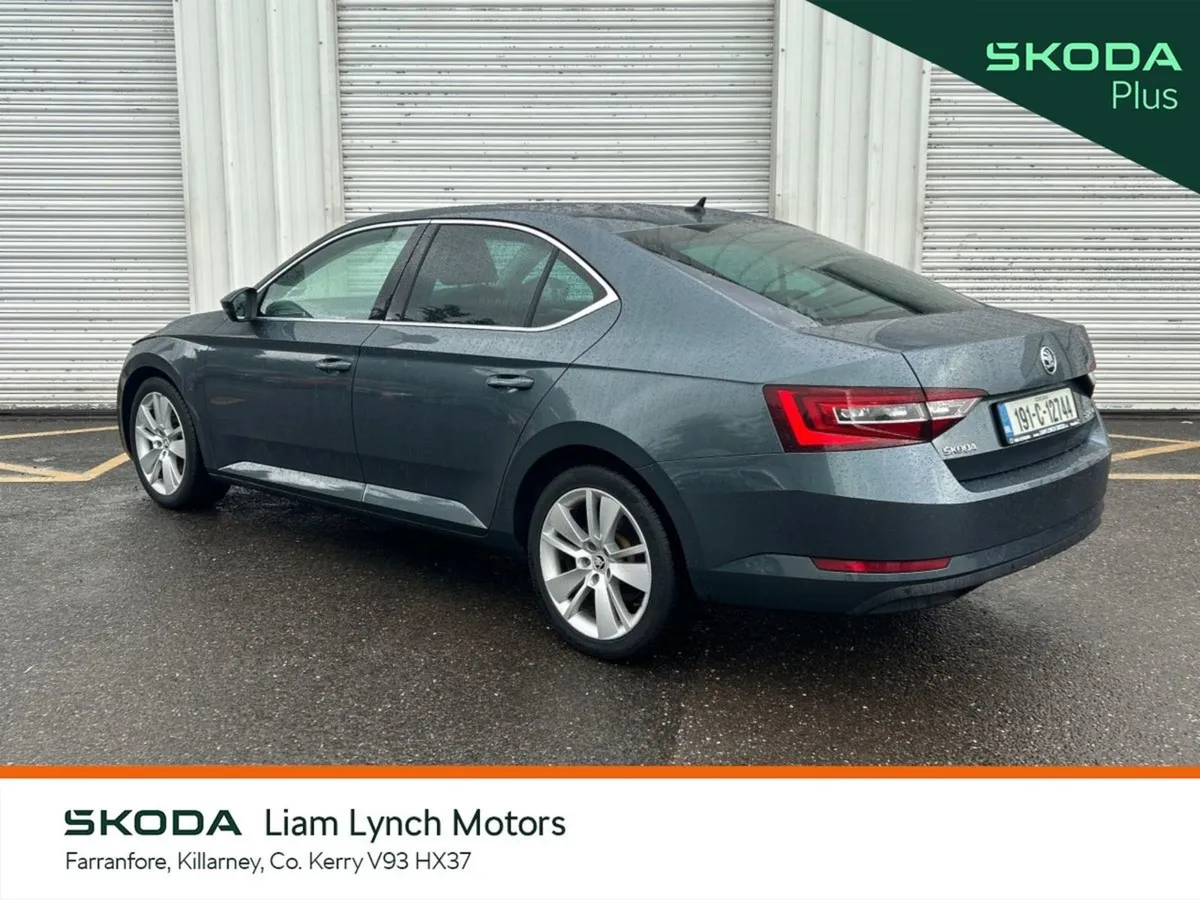 Skoda Superb 2.0 TDI 150bhp DSG Style - Image 3