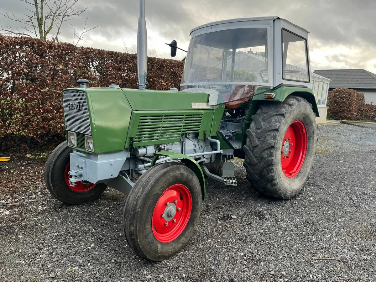 Fendt Farmer 105 S - Image 2