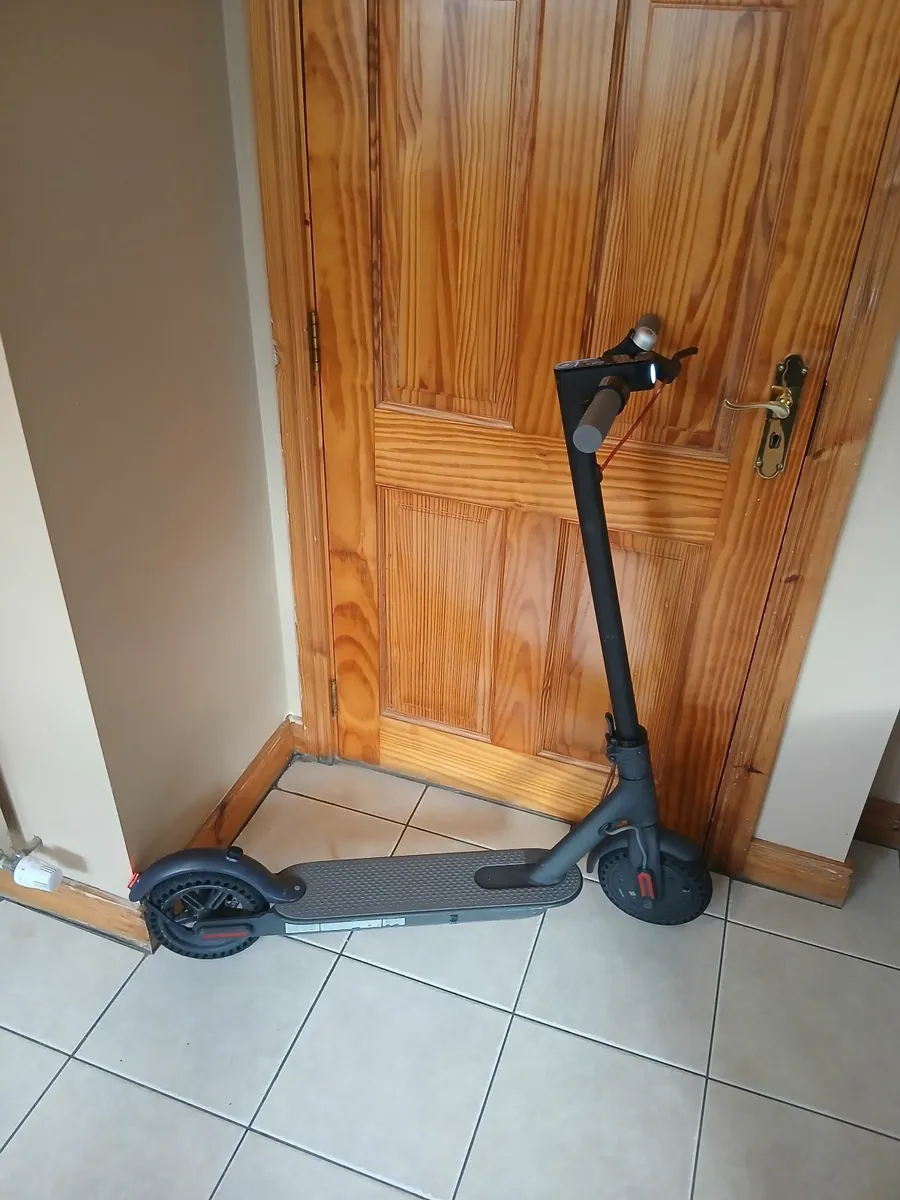 Electric scooter - Image 1