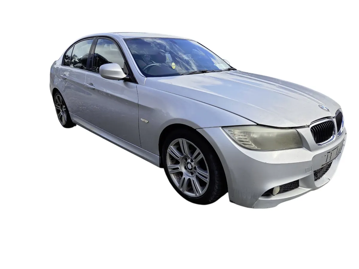 2010 BMW 3 SERIES For Breaking/Dismantling - Image 1