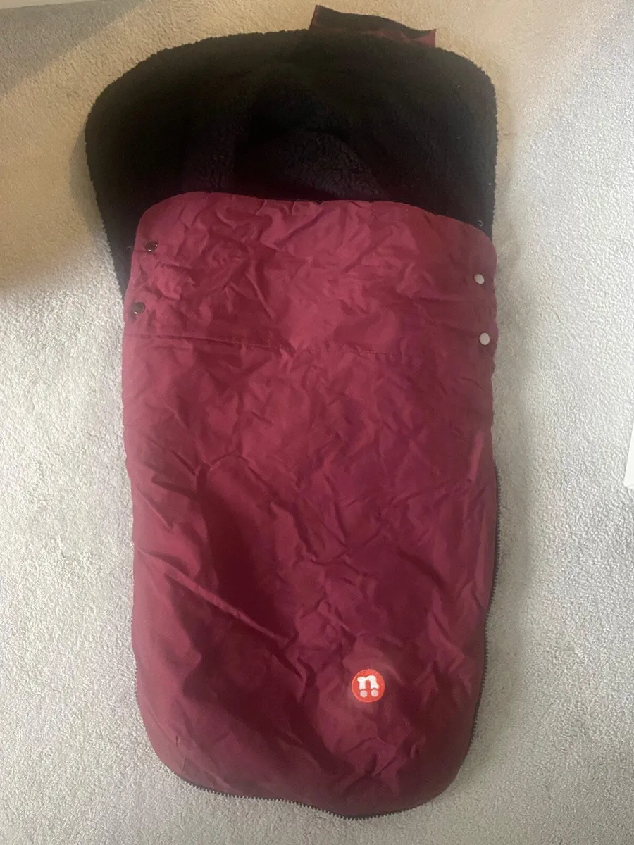 Out and about footmuff - Image 1