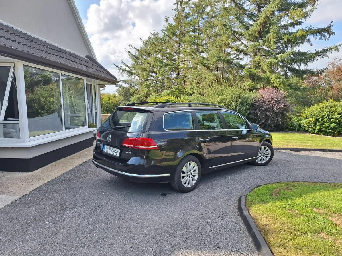 2013 VW Passat Estate  comfortline high spec model - Image 2