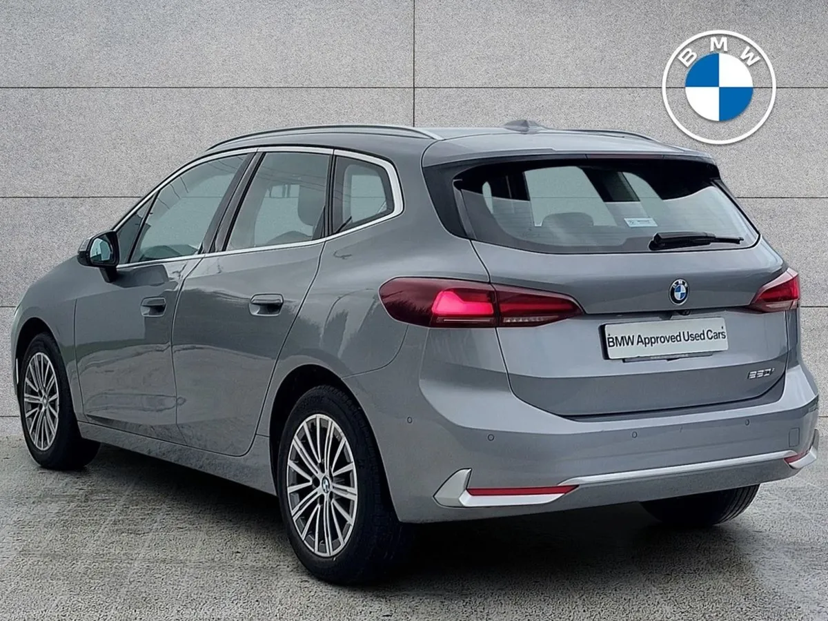 BMW 2 Series 220i Luxury Active Tourer - Image 3