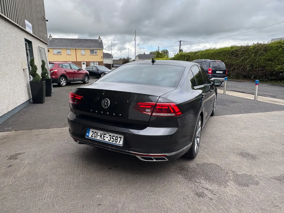 Volkswagen Passat R Line 2.0 DSG  2020 - Image 3