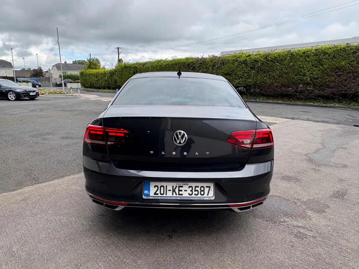 Volkswagen Passat R Line 2.0 DSG  2020 - Image 4