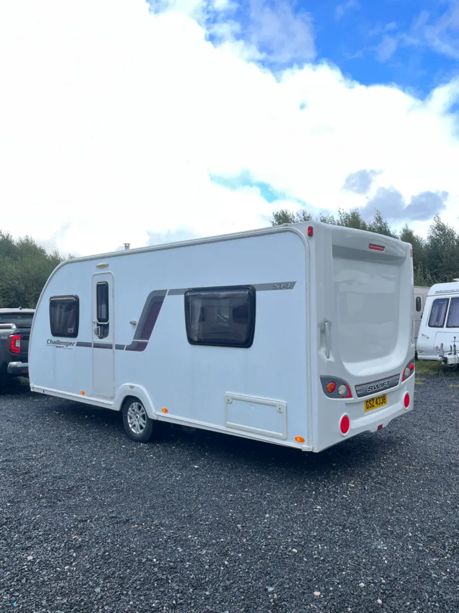 Swift Challenger 4 Berth Fixed Bed Caravan - Image 3