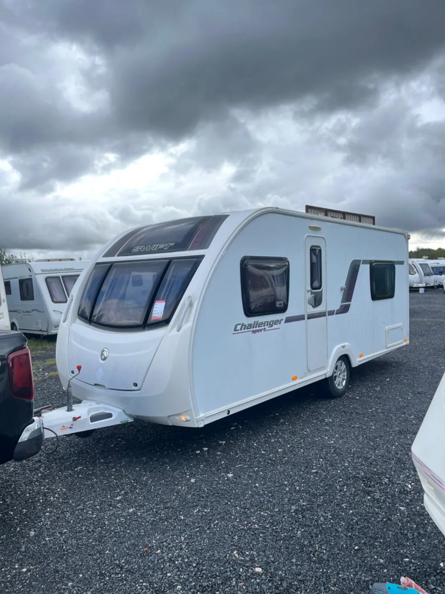 Swift Challenger 4 Berth Fixed Bed Caravan - Image 1