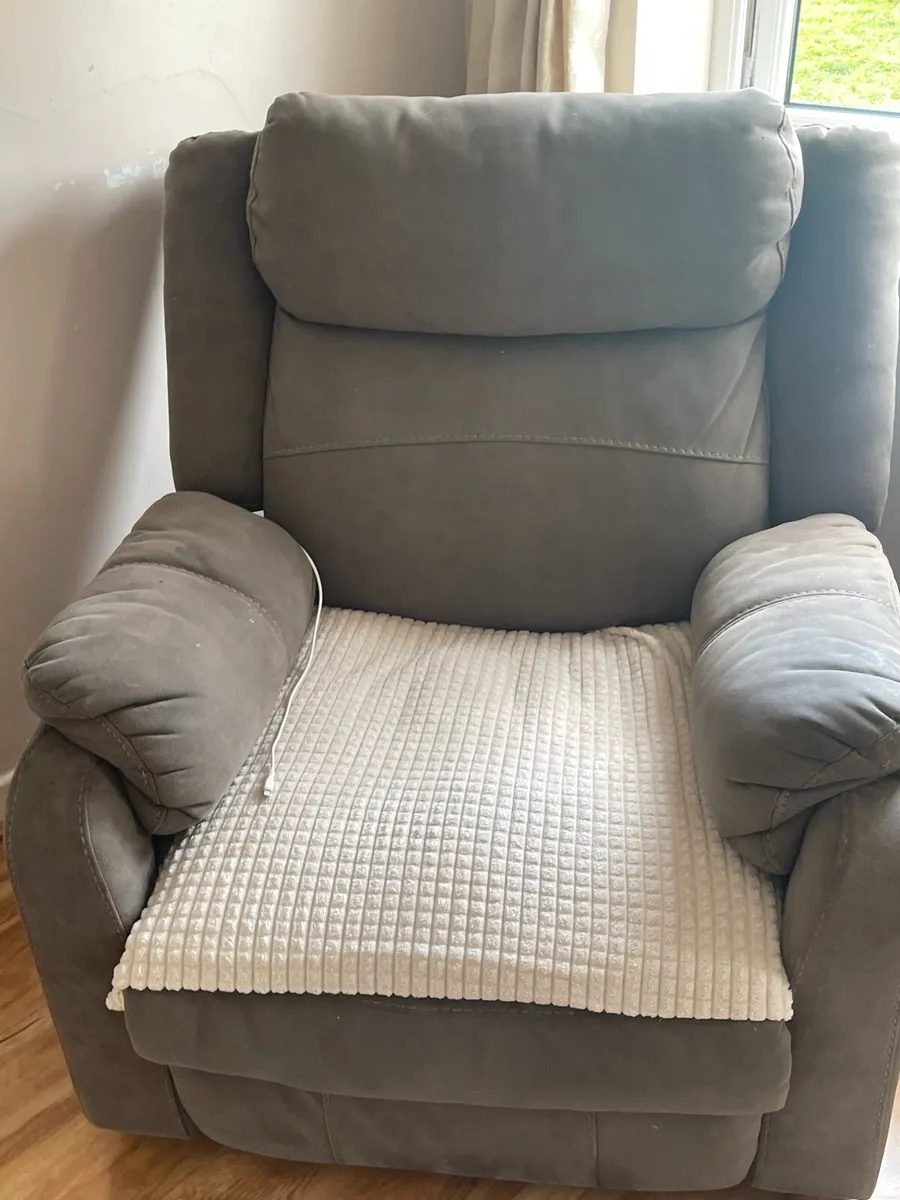 Sofa - Image 3